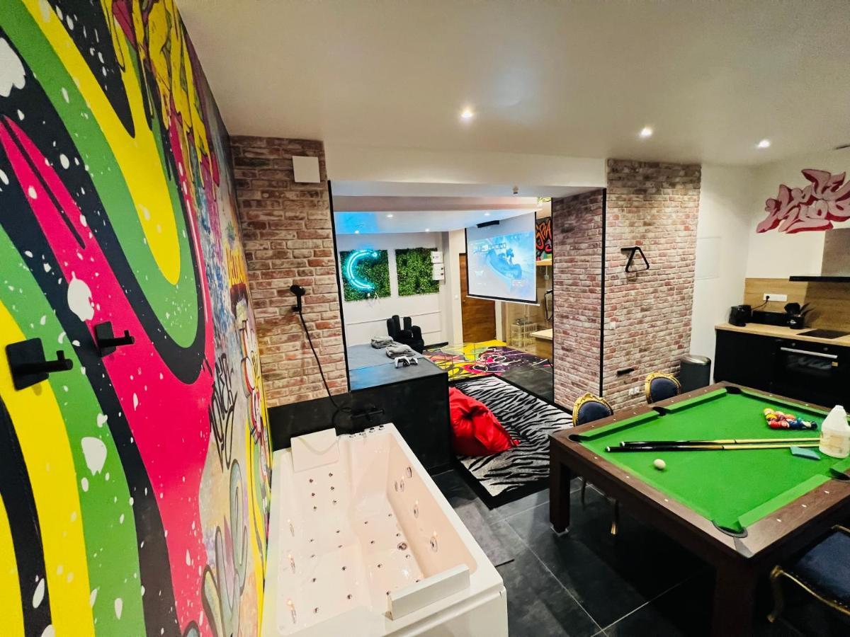 Capsule Street Art - Sauna- Jacuzzi - Playstation 5 - Billard - Netflix - Home Cinema - Terrasse Douai Exterior photo