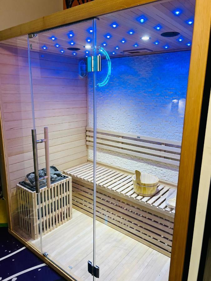 Capsule Street Art - Sauna- Jacuzzi - Playstation 5 - Billard - Netflix - Home Cinema - Terrasse Douai Exterior photo