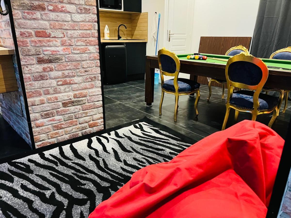 Capsule Street Art - Sauna- Jacuzzi - Playstation 5 - Billard - Netflix - Home Cinema - Terrasse Douai Exterior photo